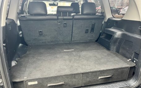 Toyota Land Cruiser Prado 150 рестайлинг 2, 2018 год, 5 200 000 рублей, 8 фотография