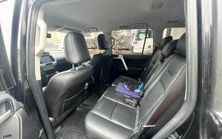 Toyota Land Cruiser Prado 150 рестайлинг 2, 2018 год, 5 200 000 рублей, 7 фотография
