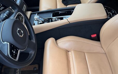 Volvo XC90 II рестайлинг, 2021 год, 6 000 000 рублей, 9 фотография