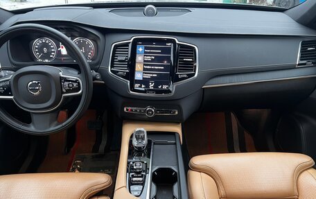 Volvo XC90 II рестайлинг, 2021 год, 6 000 000 рублей, 10 фотография