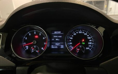 Volkswagen Jetta VI, 2018 год, 1 400 000 рублей, 11 фотография