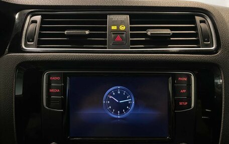 Volkswagen Jetta VI, 2018 год, 1 400 000 рублей, 14 фотография