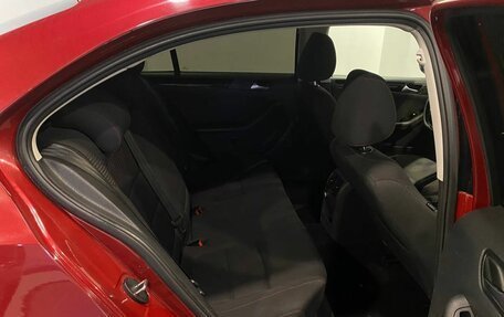 Volkswagen Jetta VI, 2018 год, 1 400 000 рублей, 17 фотография