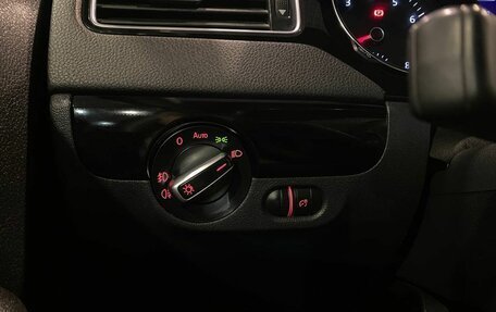 Volkswagen Jetta VI, 2018 год, 1 400 000 рублей, 32 фотография