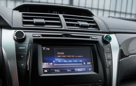 Toyota Camry, 2016 год, 1 920 000 рублей, 13 фотография