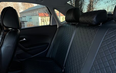 Volkswagen Polo VI (EU Market), 2011 год, 870 000 рублей, 23 фотография