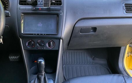 Volkswagen Polo VI (EU Market), 2018 год, 500 000 рублей, 13 фотография