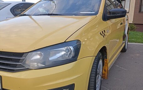 Volkswagen Polo VI (EU Market), 2018 год, 500 000 рублей, 7 фотография