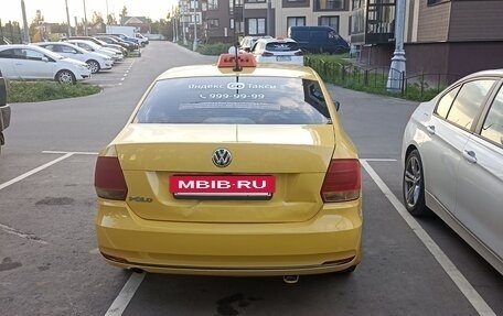 Volkswagen Polo VI (EU Market), 2018 год, 500 000 рублей, 4 фотография