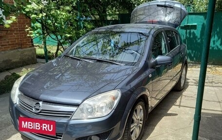 Opel Astra H, 2008 год, 420 000 рублей, 1 фотография