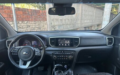 KIA Sportage IV рестайлинг, 2018 год, 1 950 000 рублей, 9 фотография