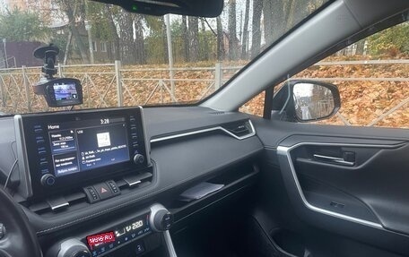 Toyota RAV4, 2022 год, 3 749 000 рублей, 2 фотография