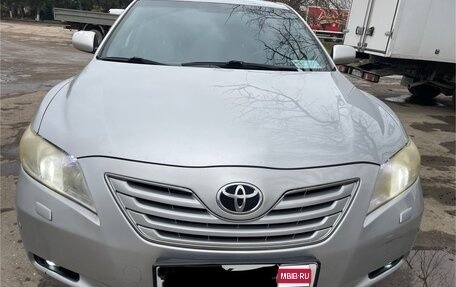 Toyota Camry, 2008 год, 1 050 000 рублей, 1 фотография