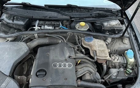 Audi A4, 1998 год, 205 000 рублей, 13 фотография