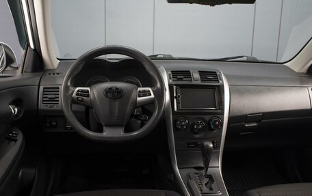 Toyota Corolla, 2010 год, 1 050 000 рублей, 5 фотография