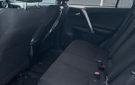 Toyota RAV4, 2018 год, 2 400 000 рублей, 12 фотография