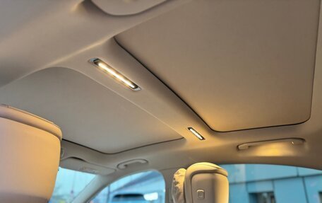 Mercedes-Benz S-Класс, 2023 год, 16 000 000 рублей, 22 фотография