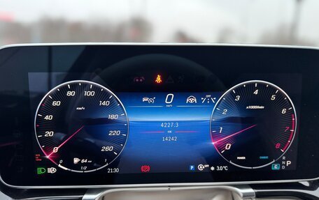 Mercedes-Benz S-Класс, 2023 год, 16 000 000 рублей, 28 фотография