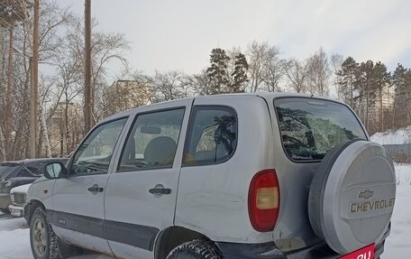 Chevrolet Niva I рестайлинг, 2003 год, 165 000 рублей, 5 фотография