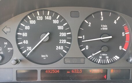 BMW 5 серия, 2001 год, 885 000 рублей, 17 фотография