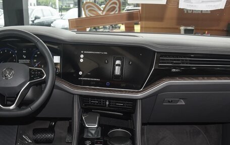 Volkswagen Touareg III, 2025 год, 8 258 000 рублей, 10 фотография