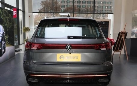 Volkswagen Touareg III, 2025 год, 8 258 000 рублей, 6 фотография