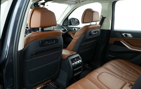 BMW X5, 2018 год, 6 083 097 рублей, 11 фотография