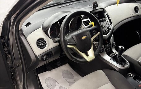 Chevrolet Cruze II, 2011 год, 470 000 рублей, 16 фотография