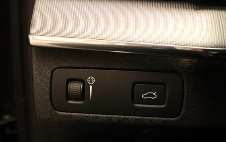 Volvo XC90 II рестайлинг, 2016 год, 3 675 000 рублей, 10 фотография