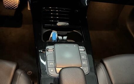 Mercedes-Benz A-Класс, 2022 год, 2 350 000 рублей, 20 фотография