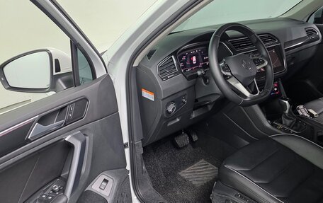 Volkswagen Tiguan II, 2021 год, 3 250 000 рублей, 10 фотография