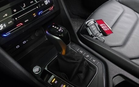 Volkswagen Tiguan II, 2021 год, 3 250 000 рублей, 6 фотография