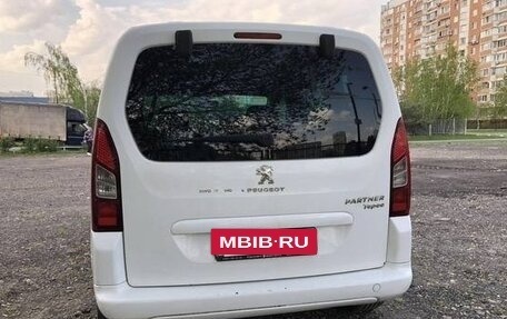 Peugeot Partner II рестайлинг 2, 2016 год, 980 000 рублей, 3 фотография