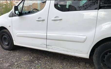 Peugeot Partner II рестайлинг 2, 2016 год, 980 000 рублей, 18 фотография