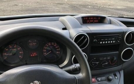 Peugeot Partner II рестайлинг 2, 2016 год, 980 000 рублей, 19 фотография