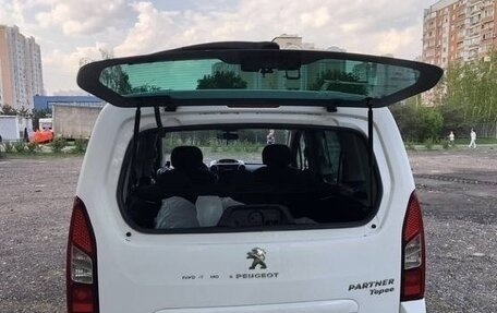 Peugeot Partner II рестайлинг 2, 2016 год, 980 000 рублей, 9 фотография