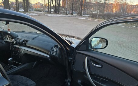 BMW 1 серия, 2009 год, 680 000 рублей, 13 фотография