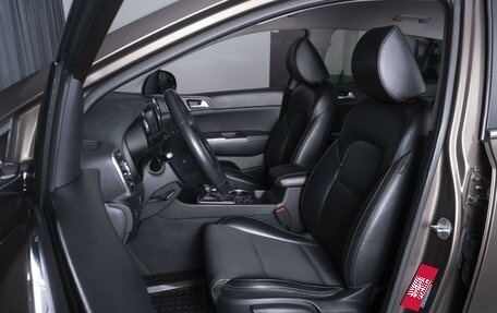 KIA Sportage IV рестайлинг, 2017 год, 2 300 000 рублей, 10 фотография