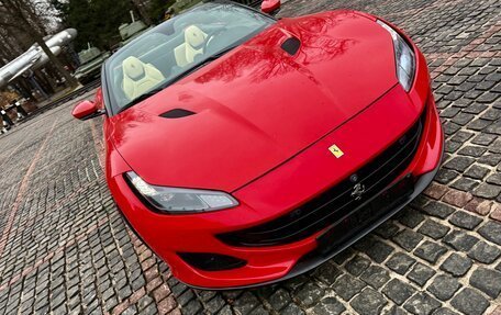 Ferrari Portofino, 2019 год, 18 000 000 рублей, 4 фотография