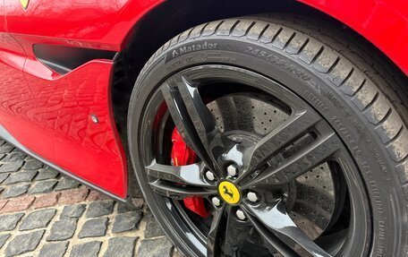 Ferrari Portofino, 2019 год, 18 000 000 рублей, 10 фотография