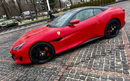 Ferrari Portofino, 2019 год, 18 000 000 рублей, 13 фотография