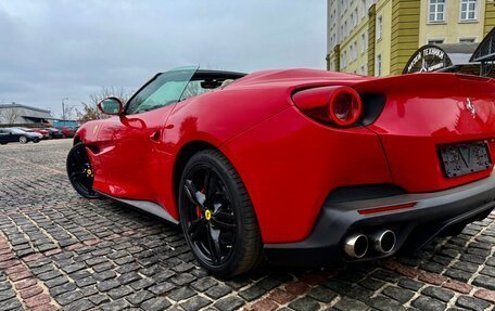 Ferrari Portofino, 2019 год, 18 000 000 рублей, 23 фотография