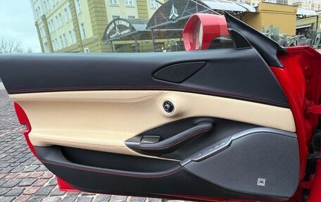 Ferrari Portofino, 2019 год, 18 000 000 рублей, 17 фотография