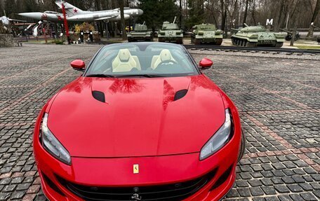 Ferrari Portofino, 2019 год, 18 000 000 рублей, 29 фотография