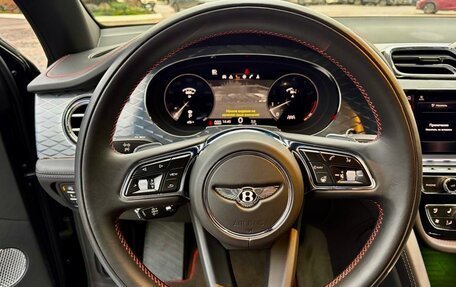 Bentley Bentayga I, 2021 год, 19 800 000 рублей, 13 фотография