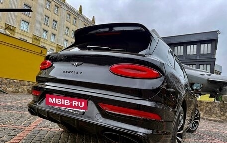 Bentley Bentayga I, 2021 год, 19 800 000 рублей, 18 фотография