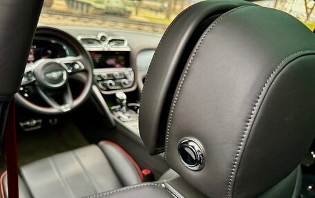 Bentley Bentayga I, 2021 год, 19 800 000 рублей, 33 фотография