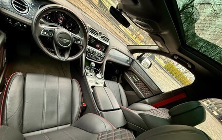 Bentley Bentayga I, 2021 год, 19 800 000 рублей, 34 фотография