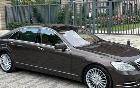 Mercedes-Benz S-Класс, 2010 год, 1 990 000 рублей, 8 фотография
