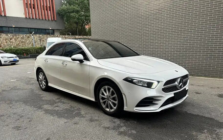 Mercedes-Benz A-Класс, 2022 год, 1 895 099 рублей, 3 фотография